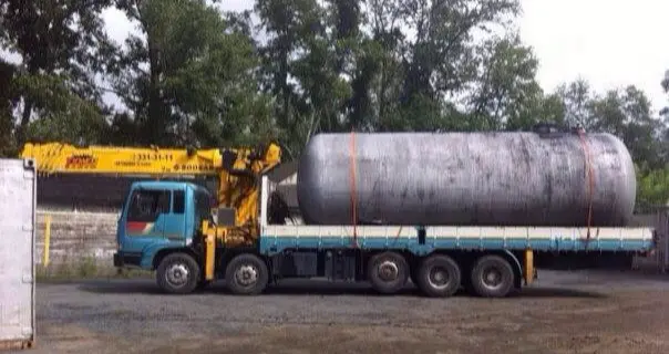 Перевозка негабаритного груза самогрузом грузоподъемностью 18 тонн стрела манипулятор 15 тонн в Новосибирске